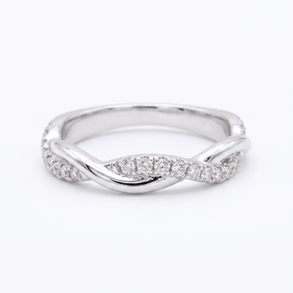 Selene Twisted Pave Ring