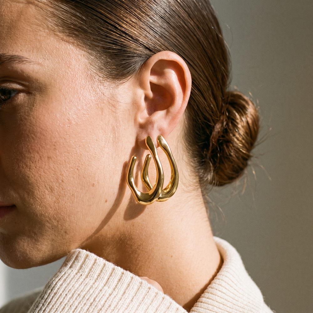 Amara Sculpted Hoop Earrings