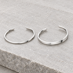 Vance cuffs in 3.5 mm and 5 mm side by side